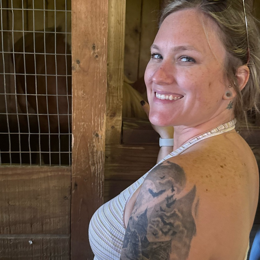 Meet your Posher, Lauren